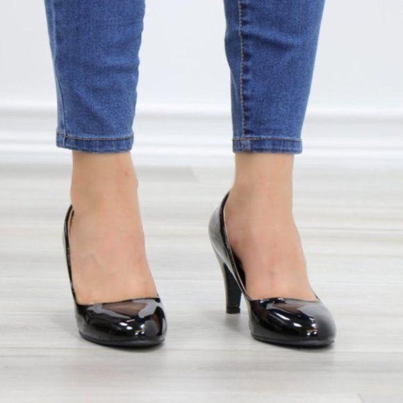 Black Paten Pointy Toe Kitten Low Heel Pumps - Picture 11 of 11